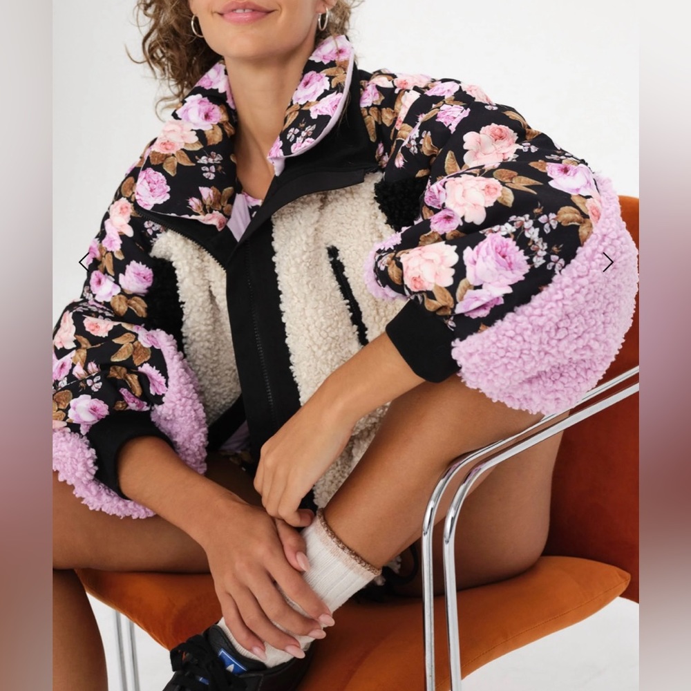 For love & lemons cozy zip up jacket